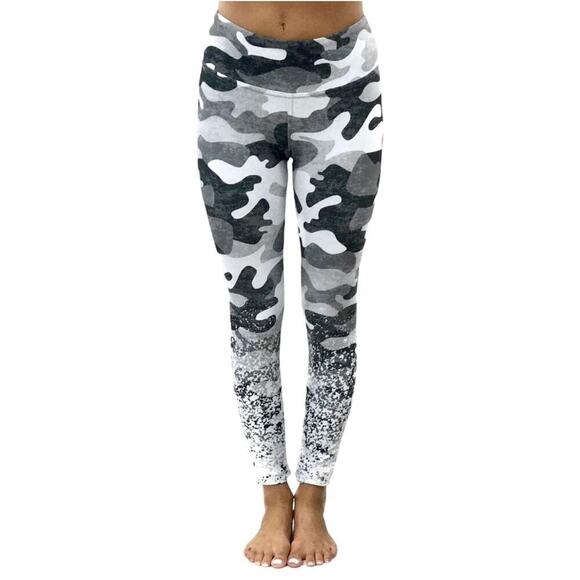 NWOT Altar Ego Camo Fade Black Athletic Yoga Leggins Size Small - Picture 2 of 16